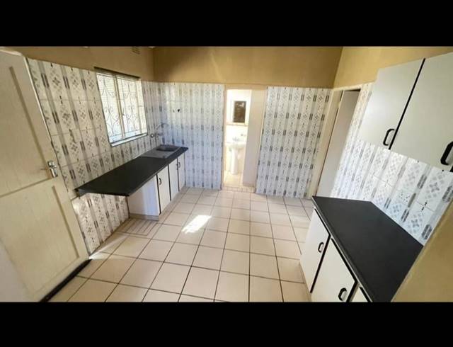 3 BEDROOM HOUSE FOR SALE IN KHARWASTAN